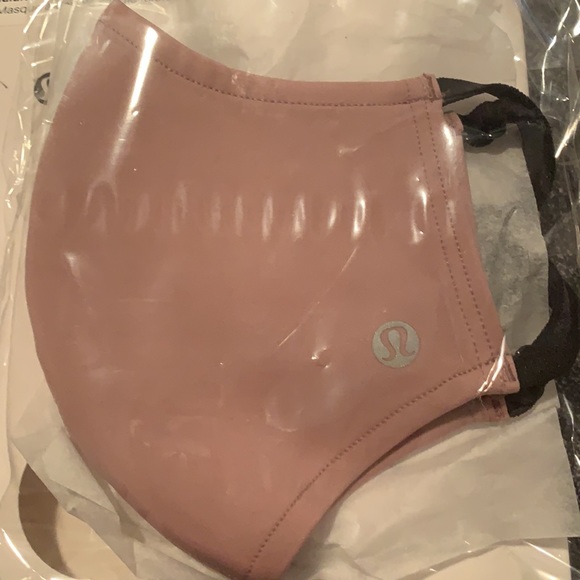 Lululemon Face Mask - Picture 2 of 4
